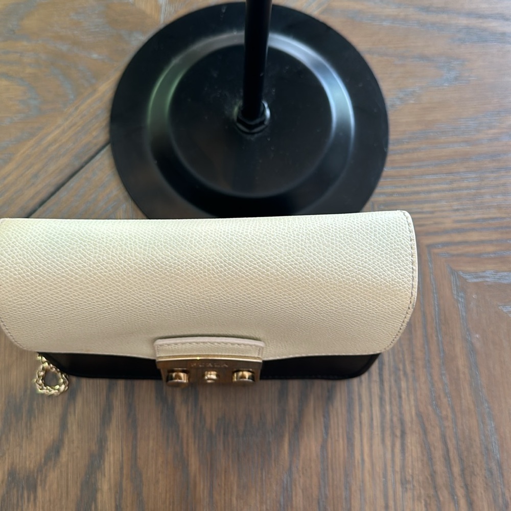 Furla Black and Cream Crossbody Bag EUC - Picture 3 of 9